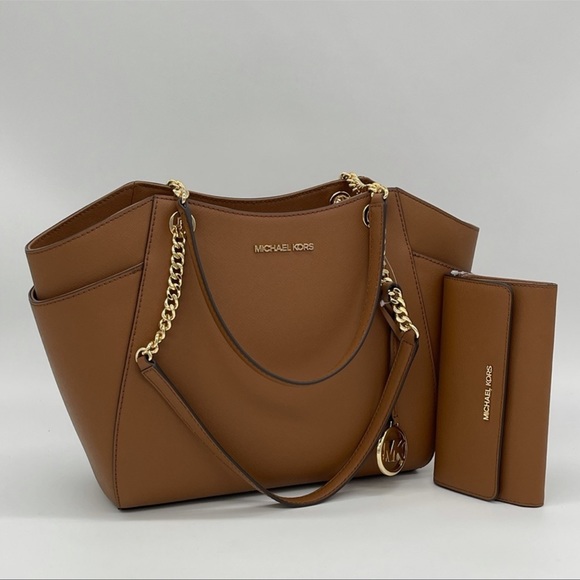 Michael Kors Chain Tote & Trifold Wallet Luggage - Picture 2 of 12